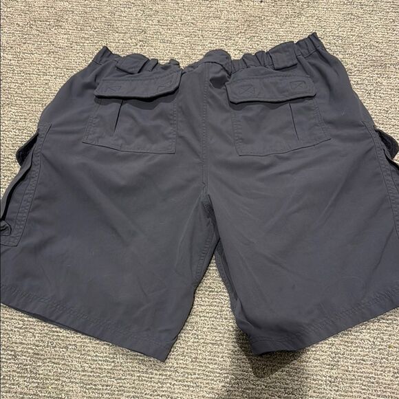 Duluth Men's Grey Cargo Shorts - Picture 1 of 3